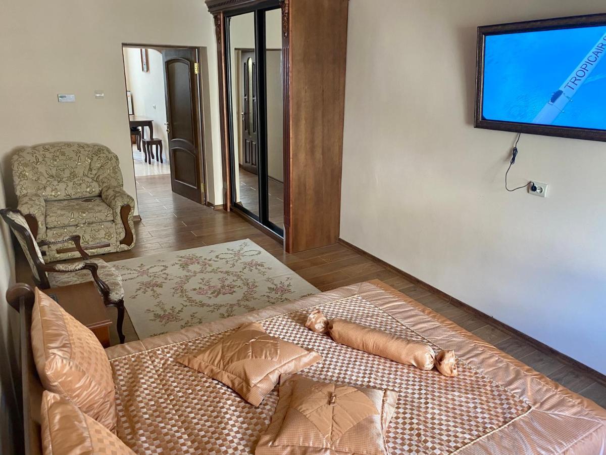 Cozy Apartment Львов Экстерьер фото